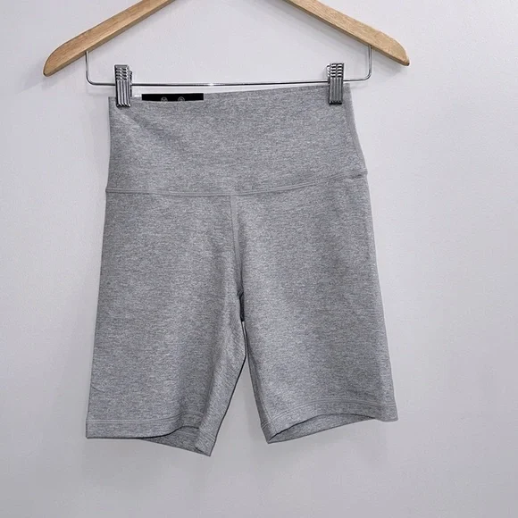 TnaCOZY Atmosphere Hi-Rise 7" Short - Picture 8 of 11